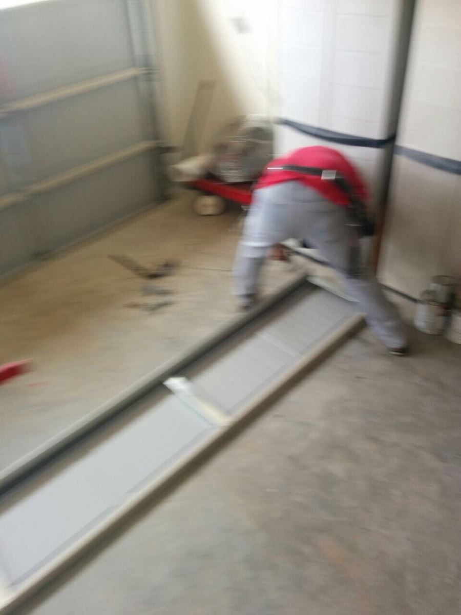 Garage Door Repair Services in Florida